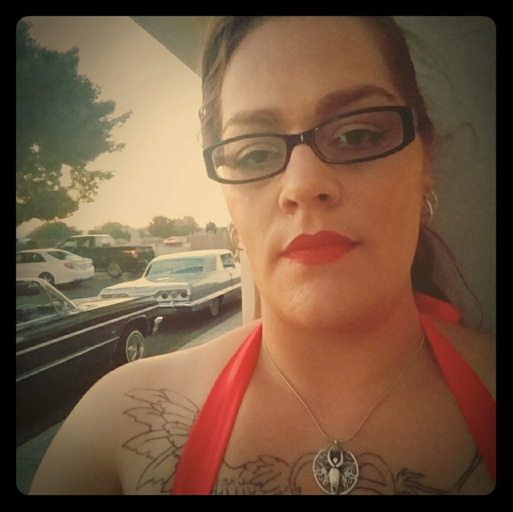 Meet your Posher, Dana